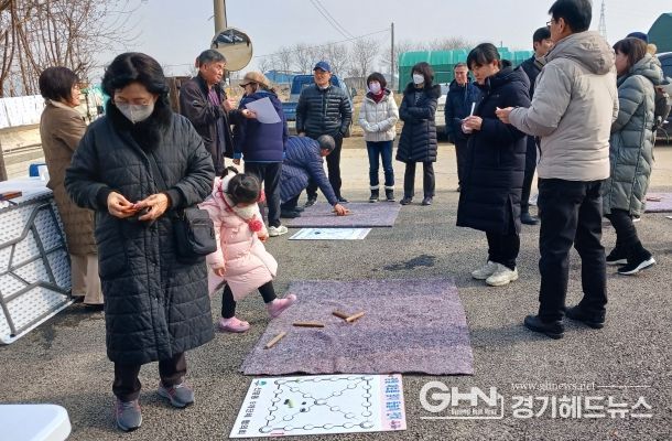 신평동 주민자치회, “윷이야 모야~” 하나되는 윷놀이 한마당