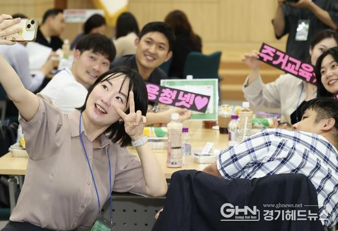 8일 용인특례시청 비전홀에서 열린 '제4기 용인청년정책네트워크' 위원들의 청년정책 제안 대회