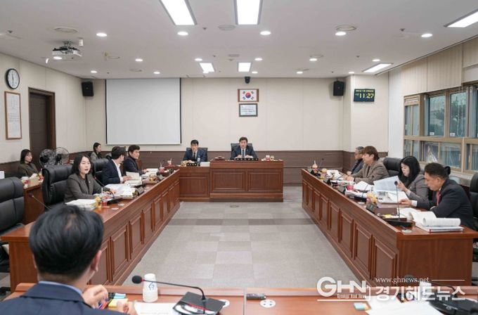 용인특례시의회 자치행정위원회, 행정사무감사 1일차