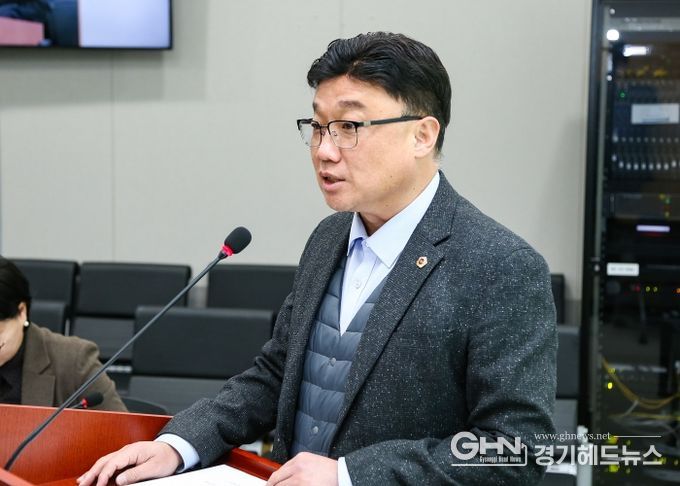 경기도의회 교육행정위원회 김회철 의원(더불어민주당, 화성6)