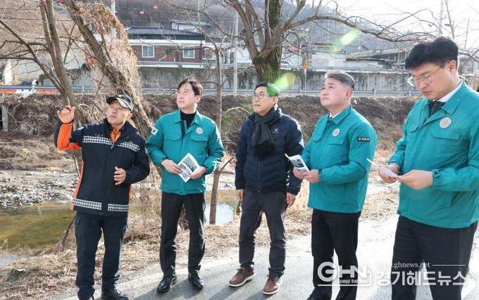 경기도의회 국민의힘, 서울세종고속도로 안성 구간 교각 붕괴 사고 현장 방문