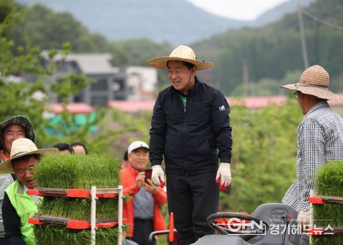 남양주시, 풍년 기원 모내기 시연