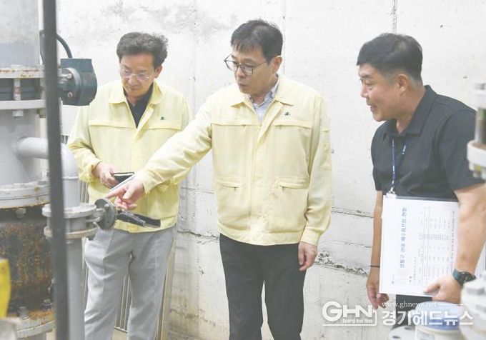 장수석 수원영통구청장, 여름철 풍수해 대비 배수펌프장 현장 점검