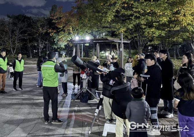 수원시 장안구 정자1동 주민자치회, '달보기 별보기' 행사 개최