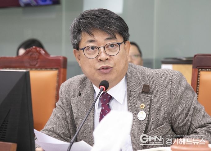 경기도의회 여성가족평생교육위원회 김재훈 의원(국민의힘, 안양4)