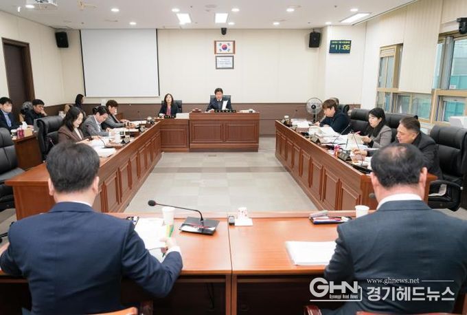 용인특례시의회 자치행정위원회, 행정사무감사 8일차-처인구·읍면동, 기흥구·동, 수지구·동 행정사무감사 실시