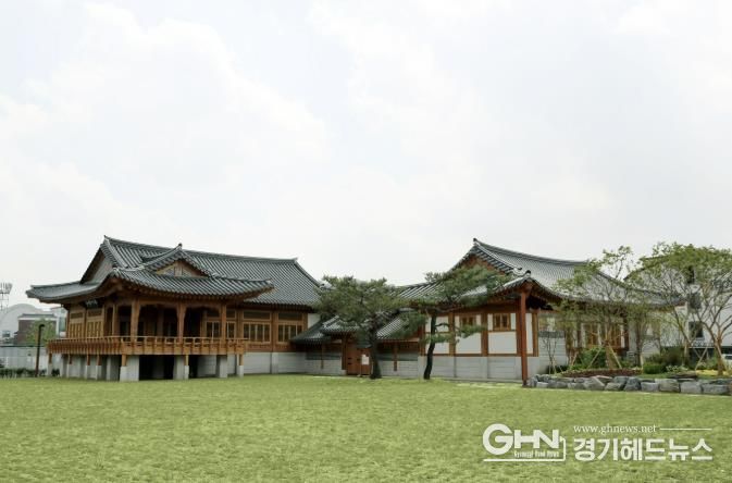 수원전통문화관 전경