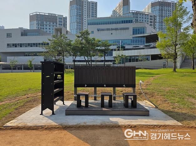 송방천공원 맨발산책로 세족장