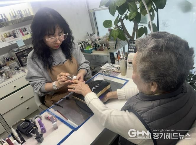 수원시 영통구 망포2동, 홀몸 어르신 고독사 예방을 위한 “예쁜 손 이야기” 진행
