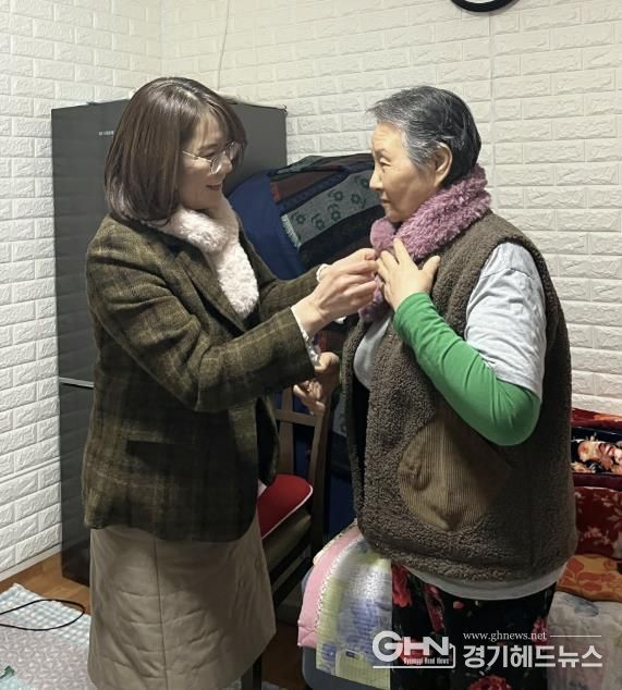 수원시 팔달구 우만1동 새마을문고회, 사랑의 털목도리 나눔으로 따뜻한 온기 나눠