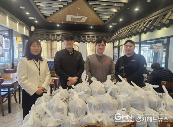 광주시 ㈜역전푸드, 설 앞두고 취약계층 노인가구에 국밥 100세트 기탁