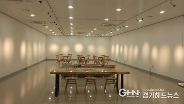 연갤러리 내부 공간