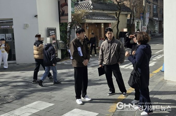 수원시 팔달구 행궁동, 일방통행 지정 위해 팔달경찰서와 '현장 속으로'...안전한 보행 환경 조성 박차