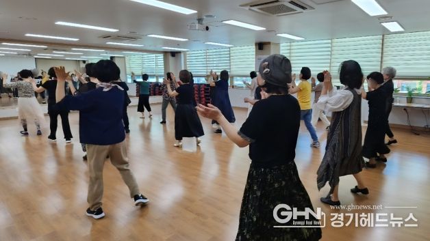 어르신 건강개선 댄스교실